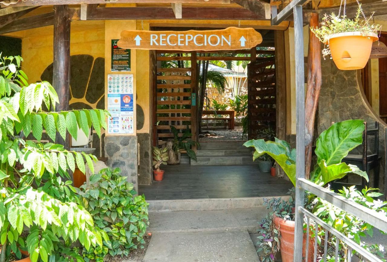 Hotel Boruca Tamarindo Bagian luar foto