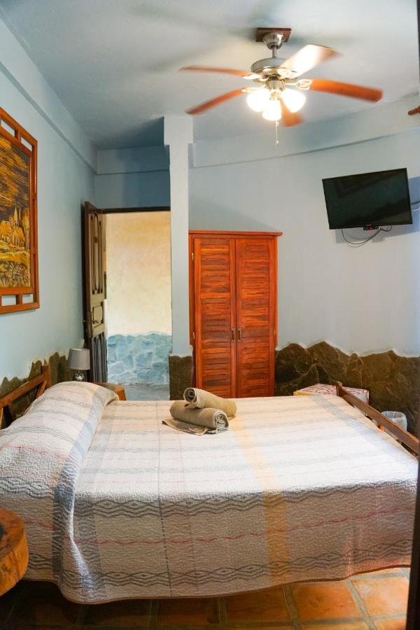 Hotel Boruca Tamarindo Bagian luar foto