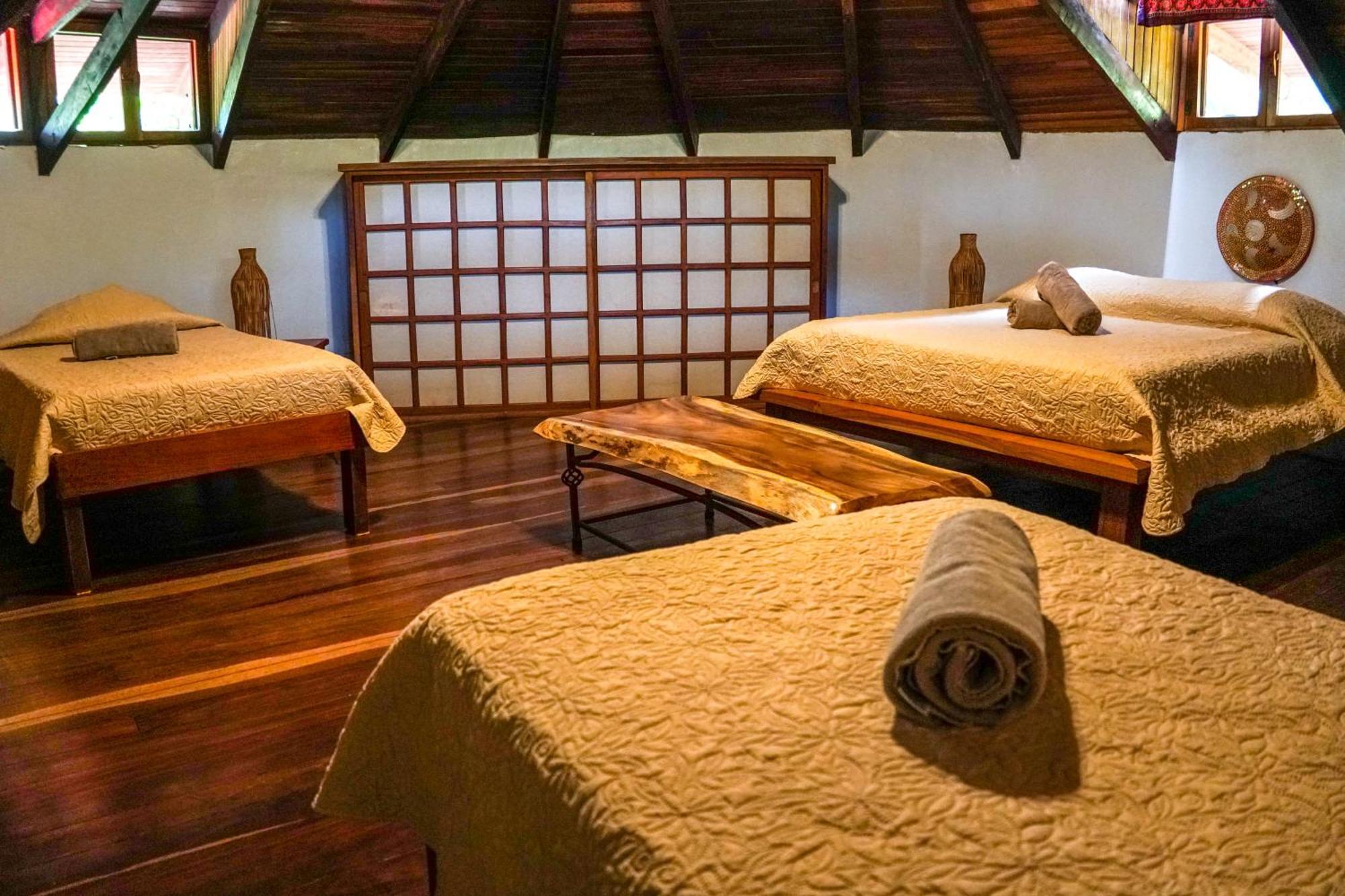 Hotel Boruca Tamarindo Bagian luar foto